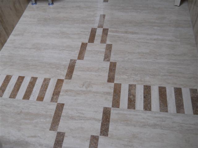 Bagno Travertino (1e)